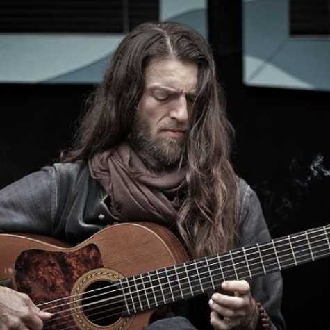 دانلود آهنگ Fusion از Estas Tonne